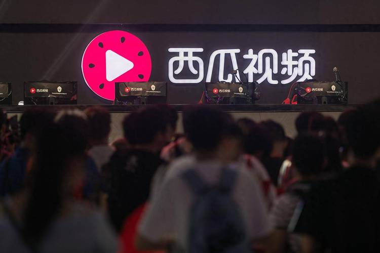 抖音热门原因分析_快手短视频平台发展_社交娱乐