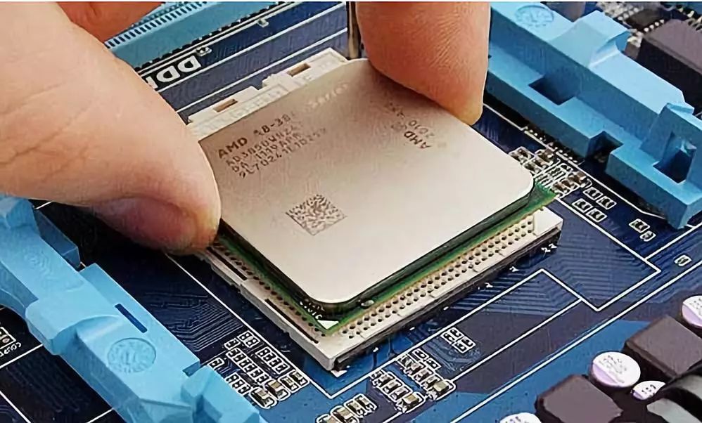 Windows系统清理技巧_CPU温度过高解决方法_电脑卡顿修复