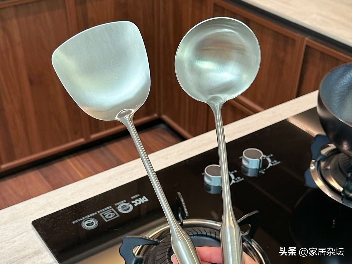 居家办公必备_315曝光家居用品问题_家居生活用品有毒排行