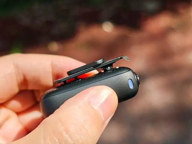 自媒体创作神器_纽扣式无线麦克风音质_无线麦克风降噪