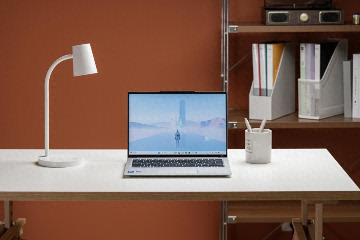 办公效率神器_慧天X5 超轻商用本 性能便携办公