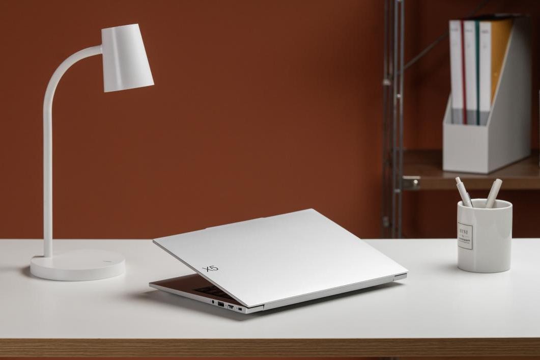 办公效率神器_慧天X5 超轻商用本 性能便携办公