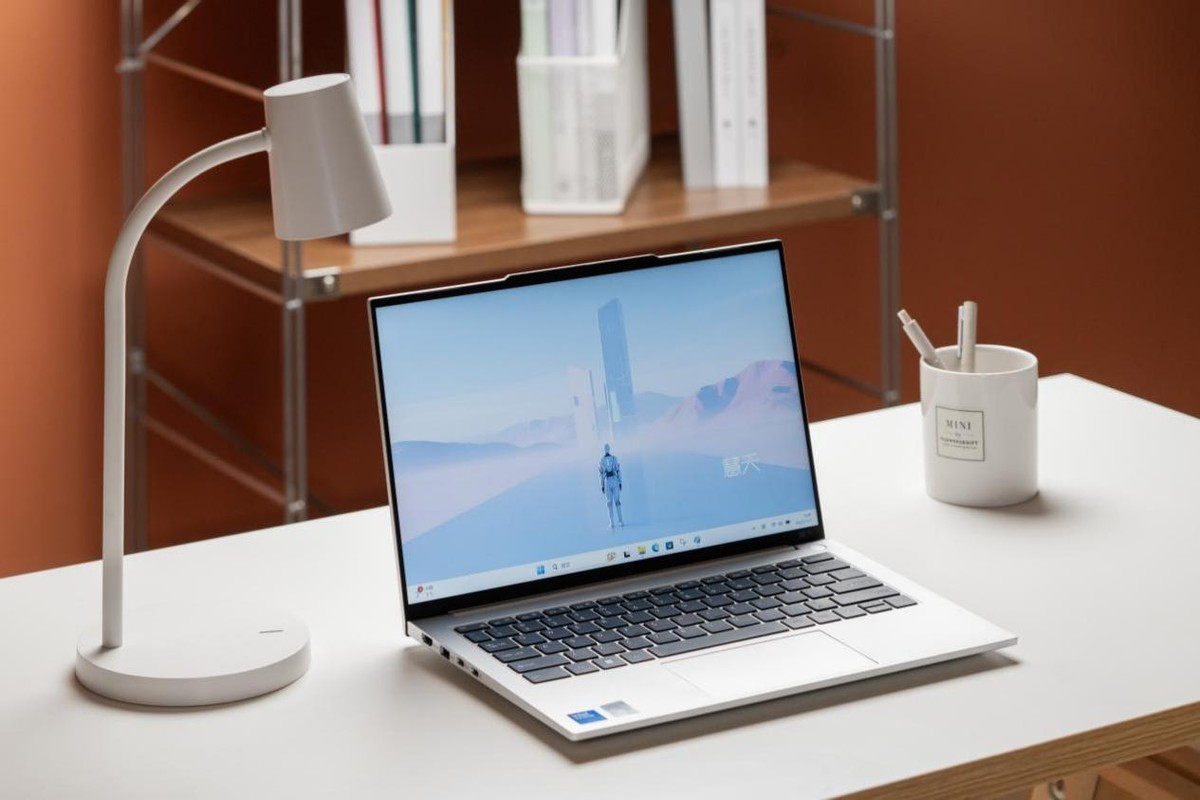 办公效率神器_慧天X5 超轻商用本 性能便携办公